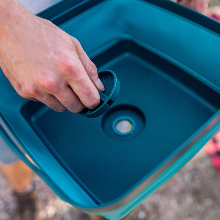 Adventure Ready portable camping sink with dual carry handles