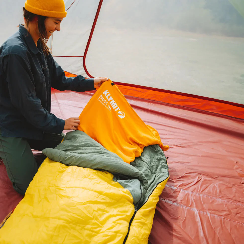 The built-out foot box of the Wild Aspen 0 sleeping bag, providing extra space and comfort for feet