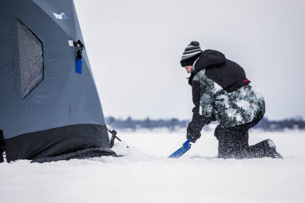 Otter portable ice fishing shovel