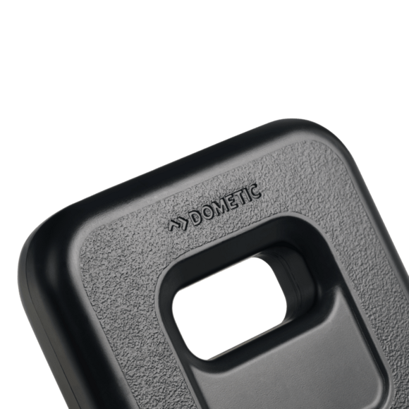 Small cooling ice block for Dometic Recon system coolers with refreezable gel