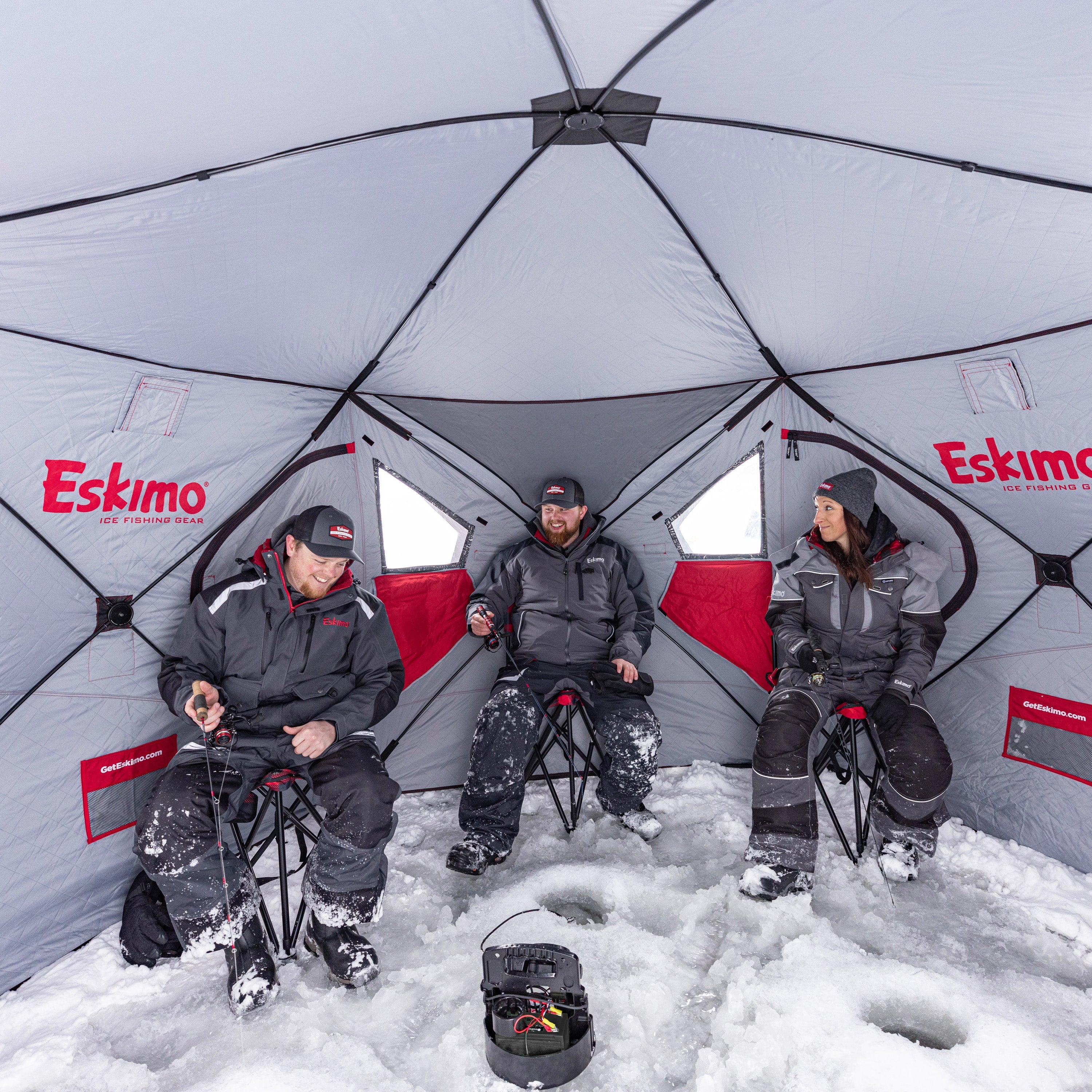 Spacious 94 sq ft ice fishing tent