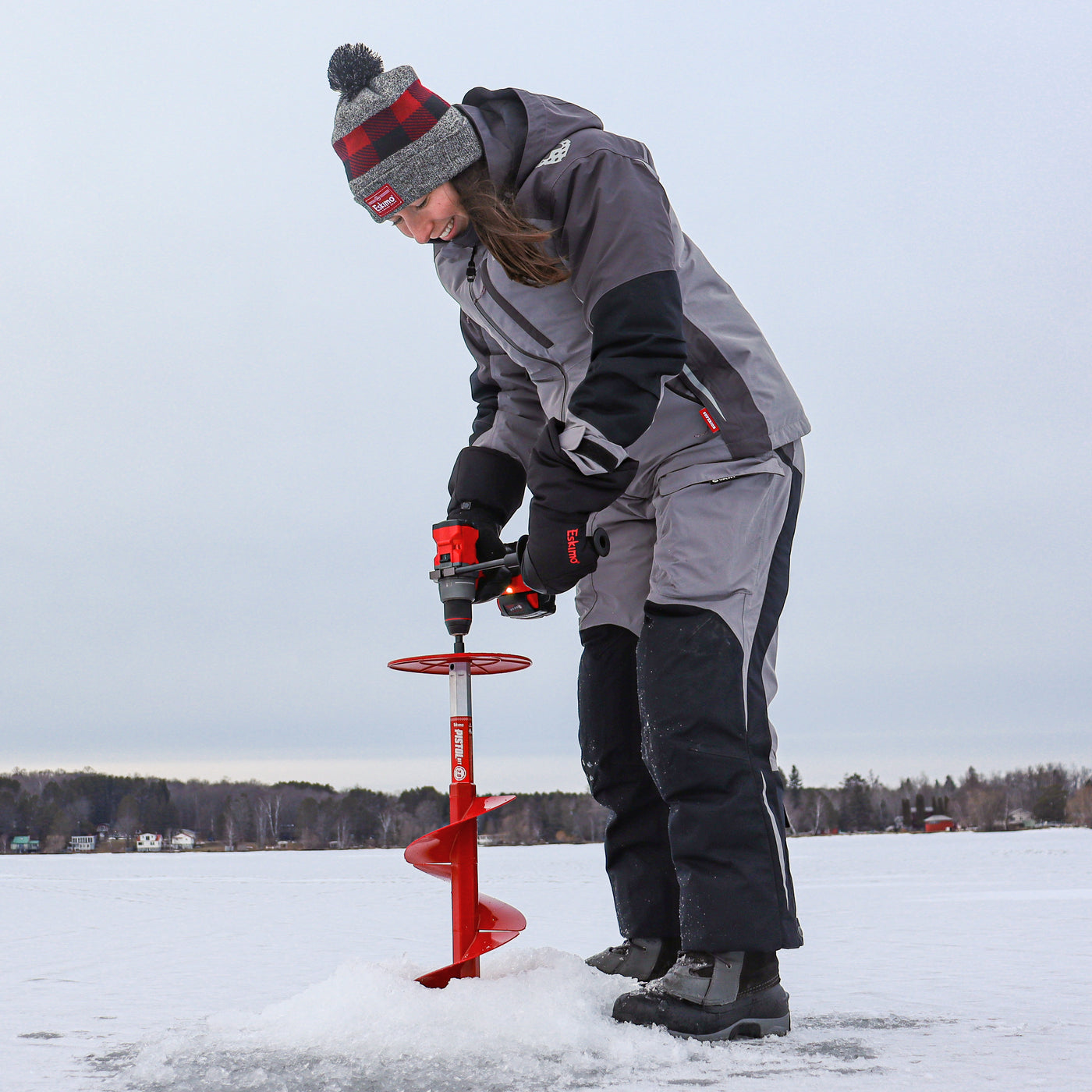 "Pistol Bit 2.0 ice auger bit weighing less than 4 lb for easy handling and hole hopping