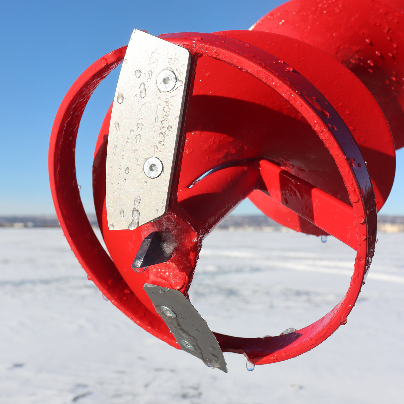 Safety recovery plate feature on Redneck Bit auger – wide safety plate prevents losing the bit or drill down the hole during ice fishing.
