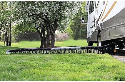 Camco Sidewinder hose support with 7.25 inch maximum height cradle