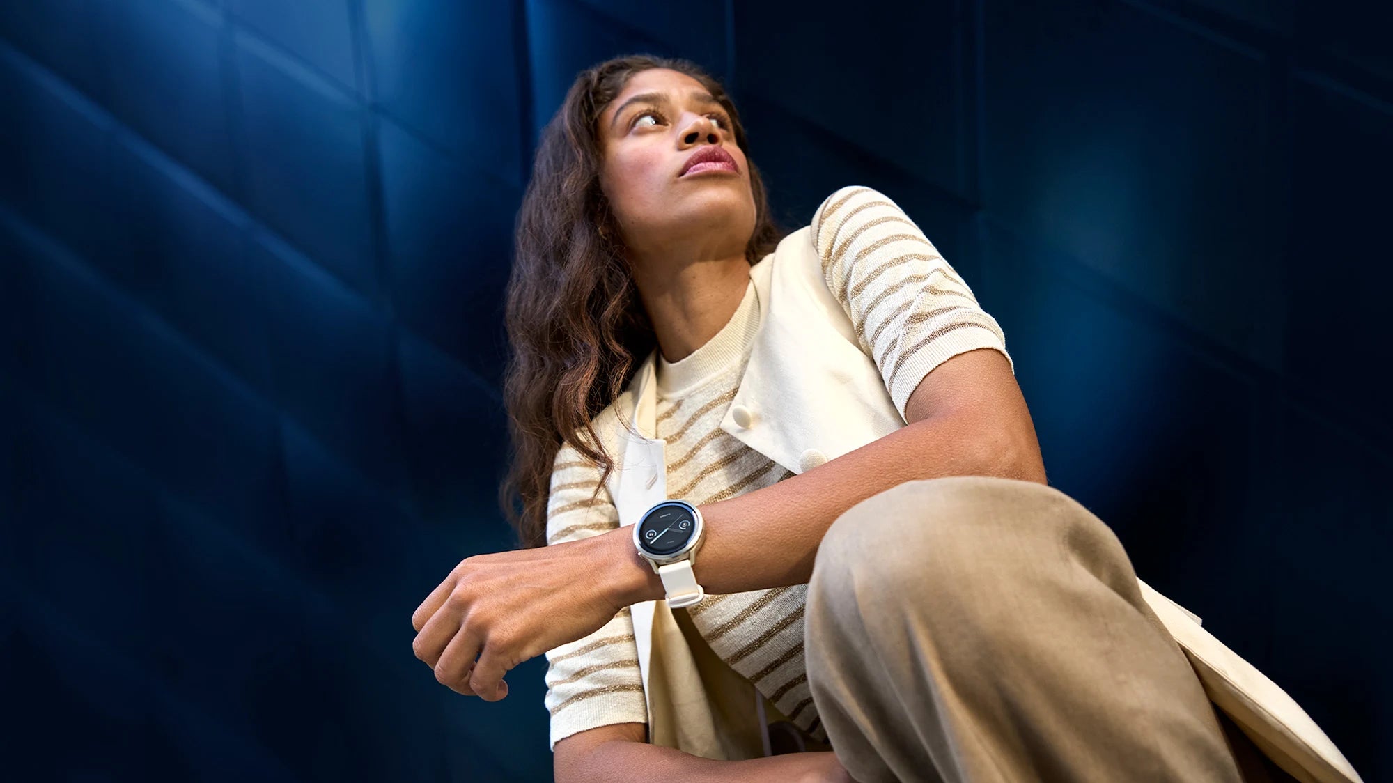 Stainless steel Garmin Venu 4 smartwatch with comfortable band