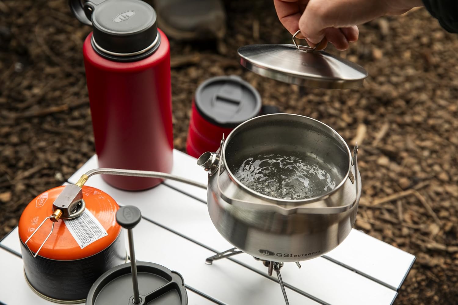 Angled view of the GSI Outdoors Glacier Stainless 1 Qt tea kettle.