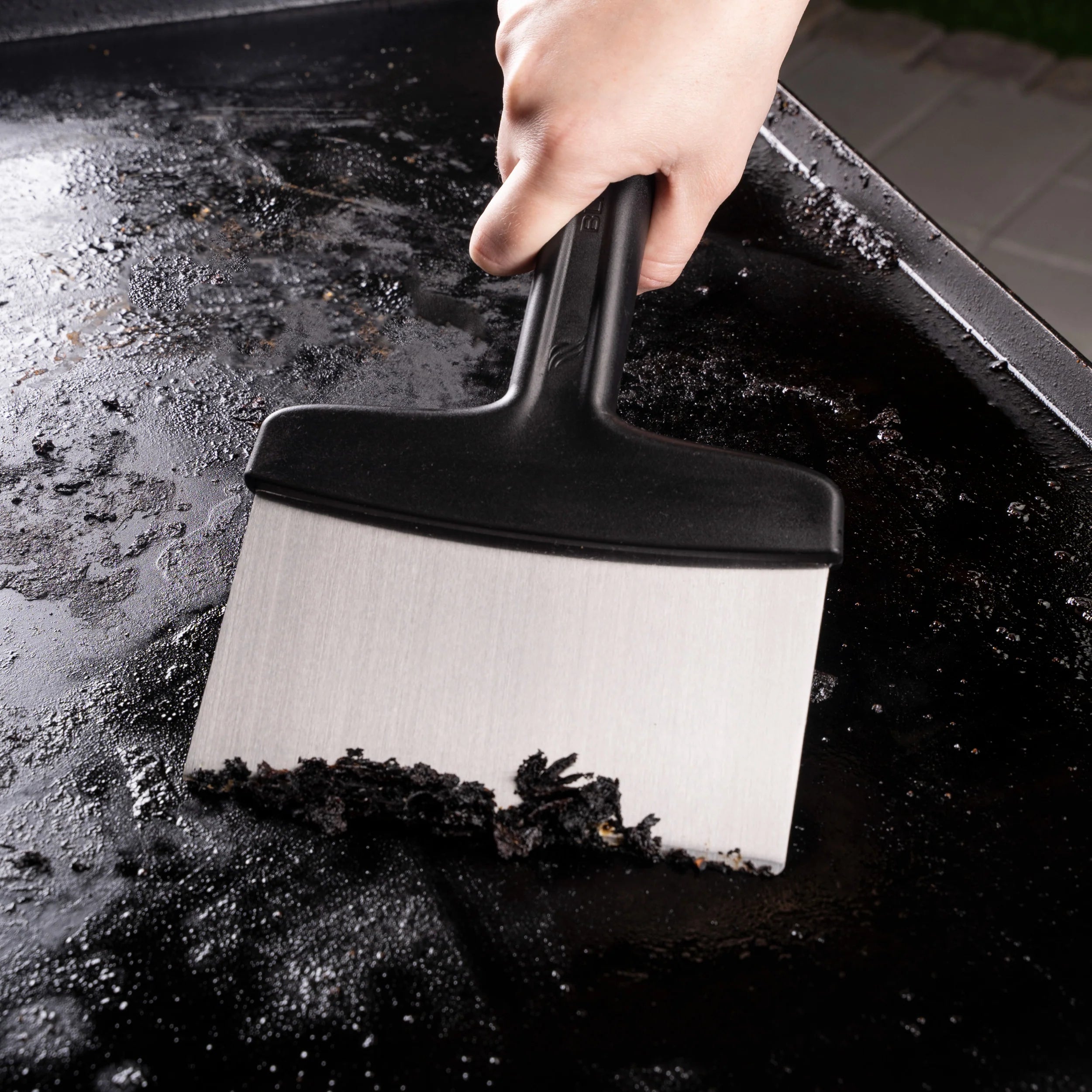 Durable stainless-steel construction – Professional-quality tools for outdoor and indoor grilling.