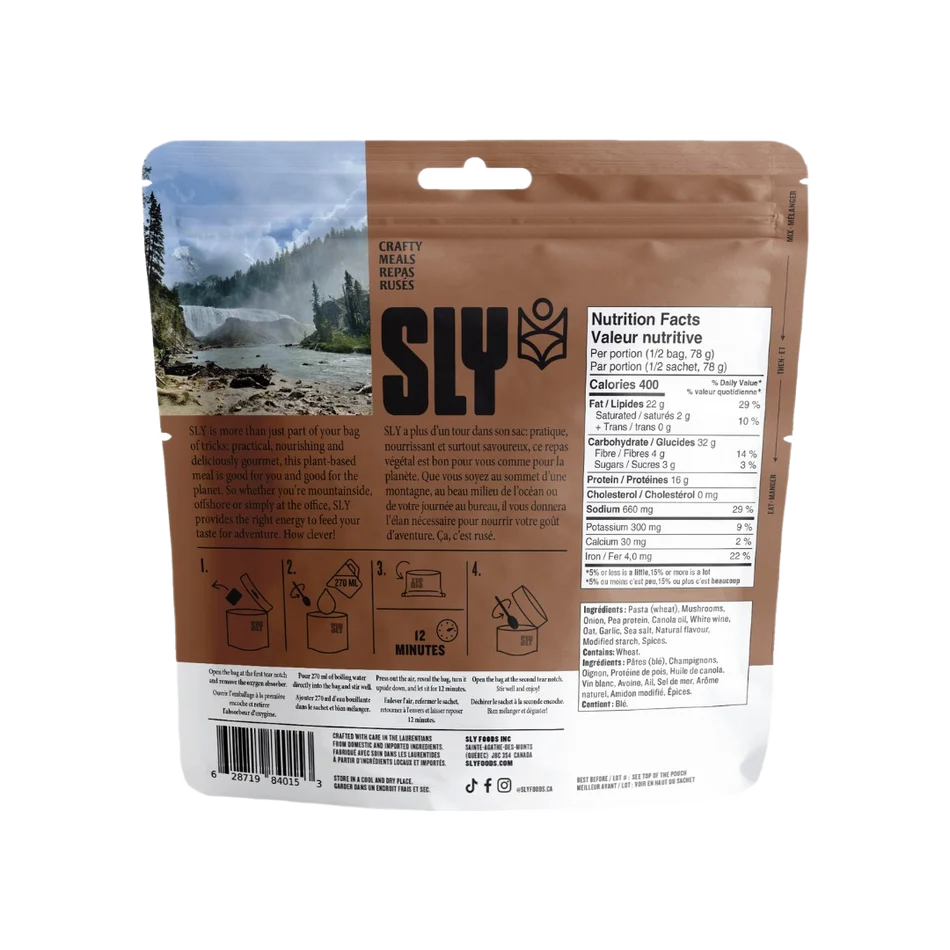 Freeze-dried Stroganoff pasta with mushrooms and pea protein