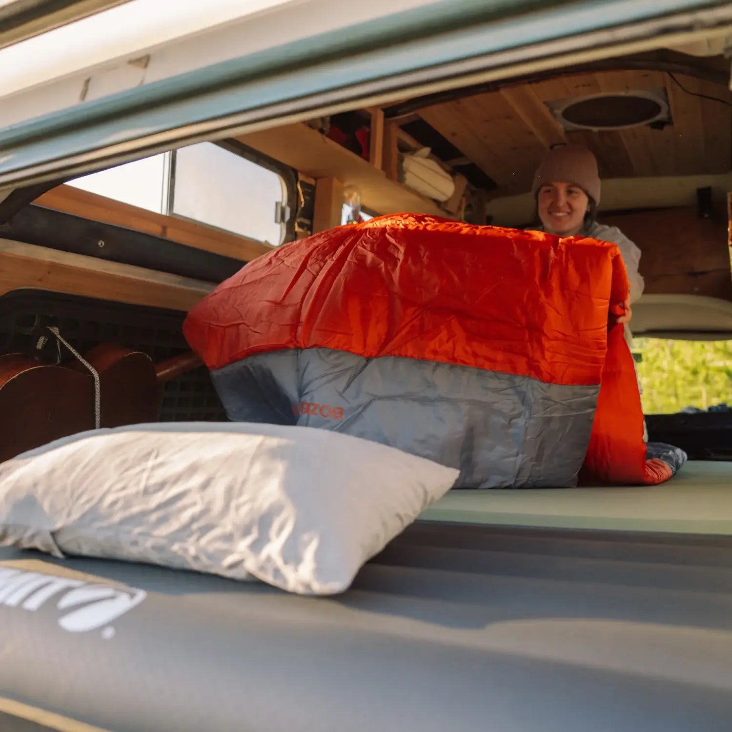 Sleeping bag with durable Oxford outer fabric and soft lining