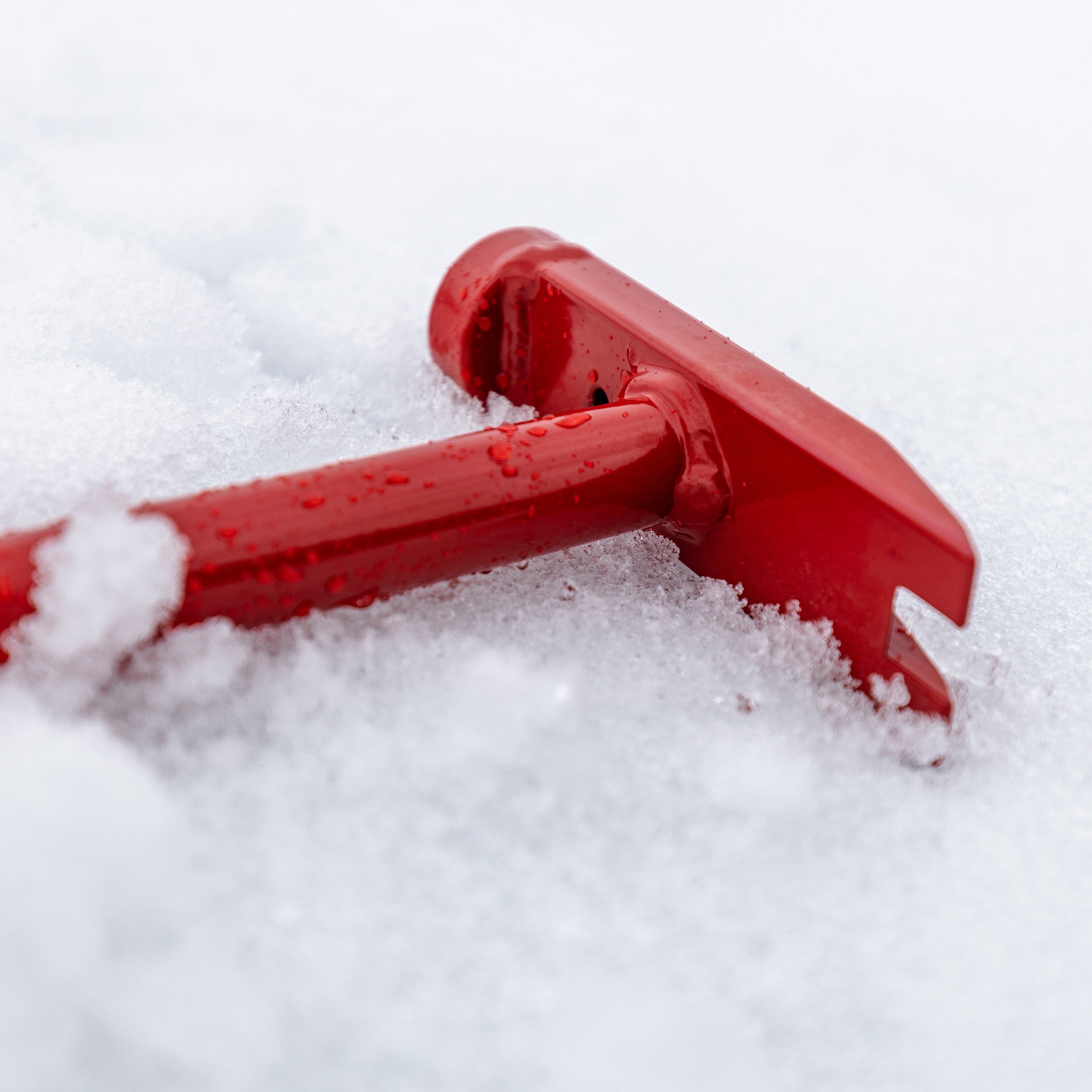 Compact 19-inch Redneck Bucket Chisel with durable steel design