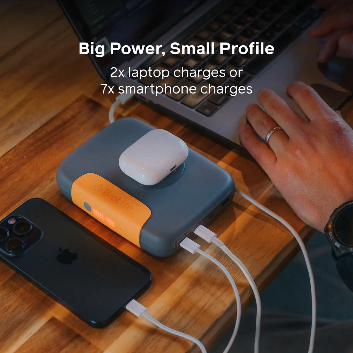 Close-up of the power bank’s magnetic wireless charging deck