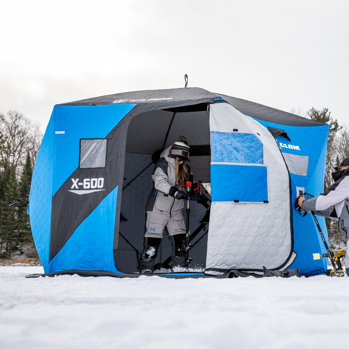 Clam X-600 portable thermal ice fishing shelter