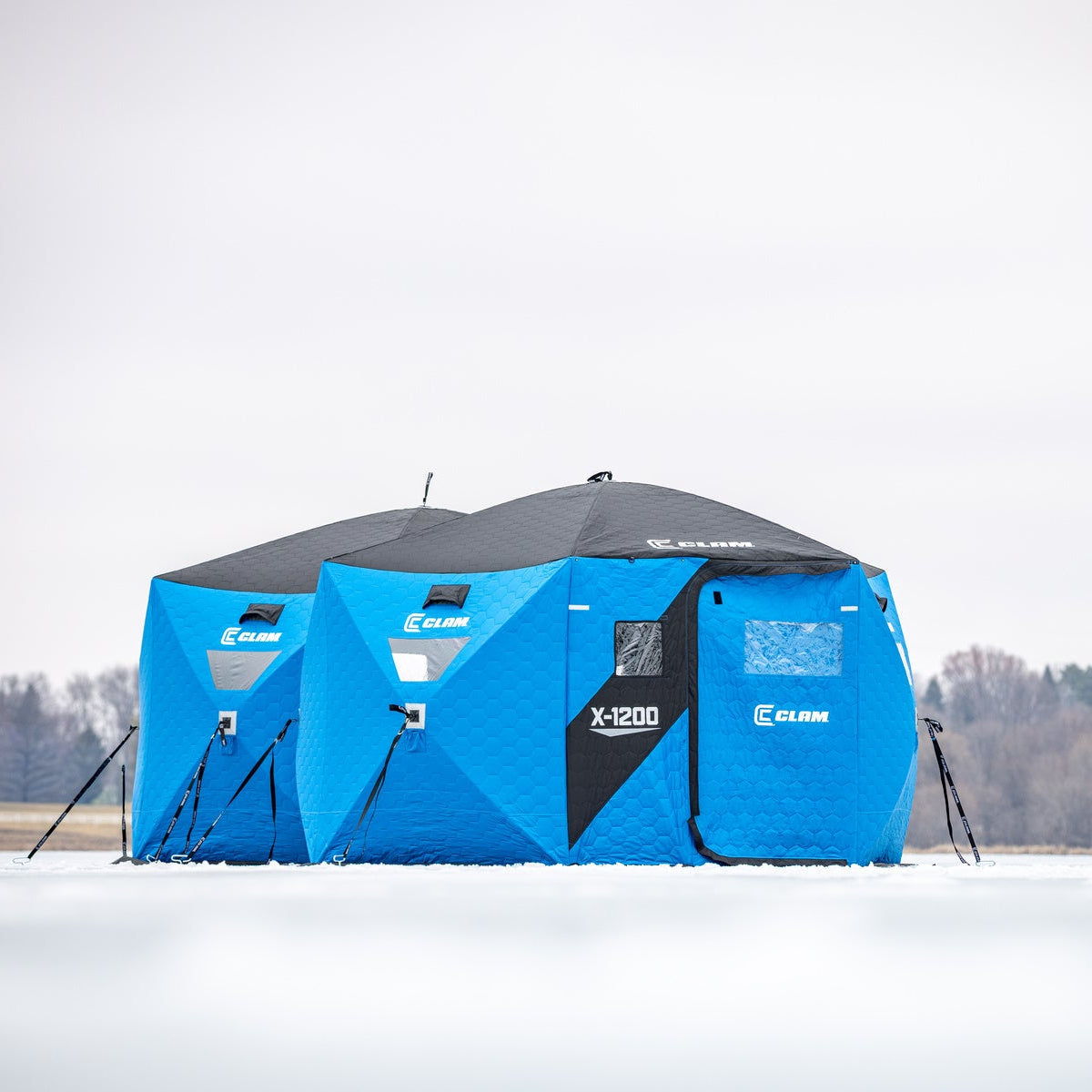 Clam X-1200 portable thermal hub shelter for ice fishing