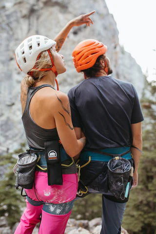 Bear Spray Holster on Belt – Securely attaches to belts or backpacks for quick access during outdoor adventures.