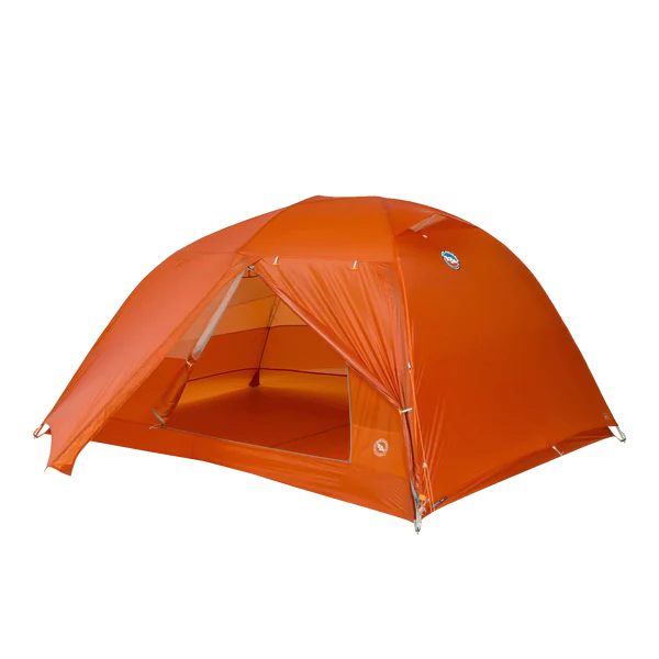 3-season freestanding tent with 224 x 132 cm floor area