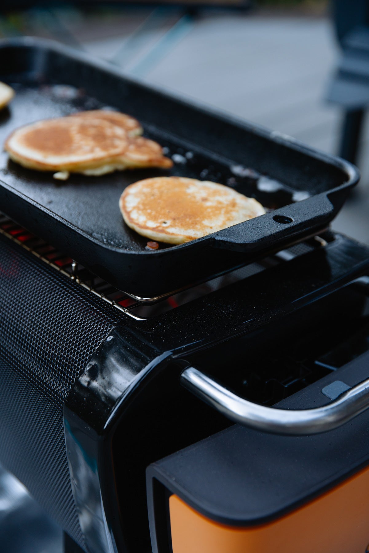 Griddle to make pancakes on firepit