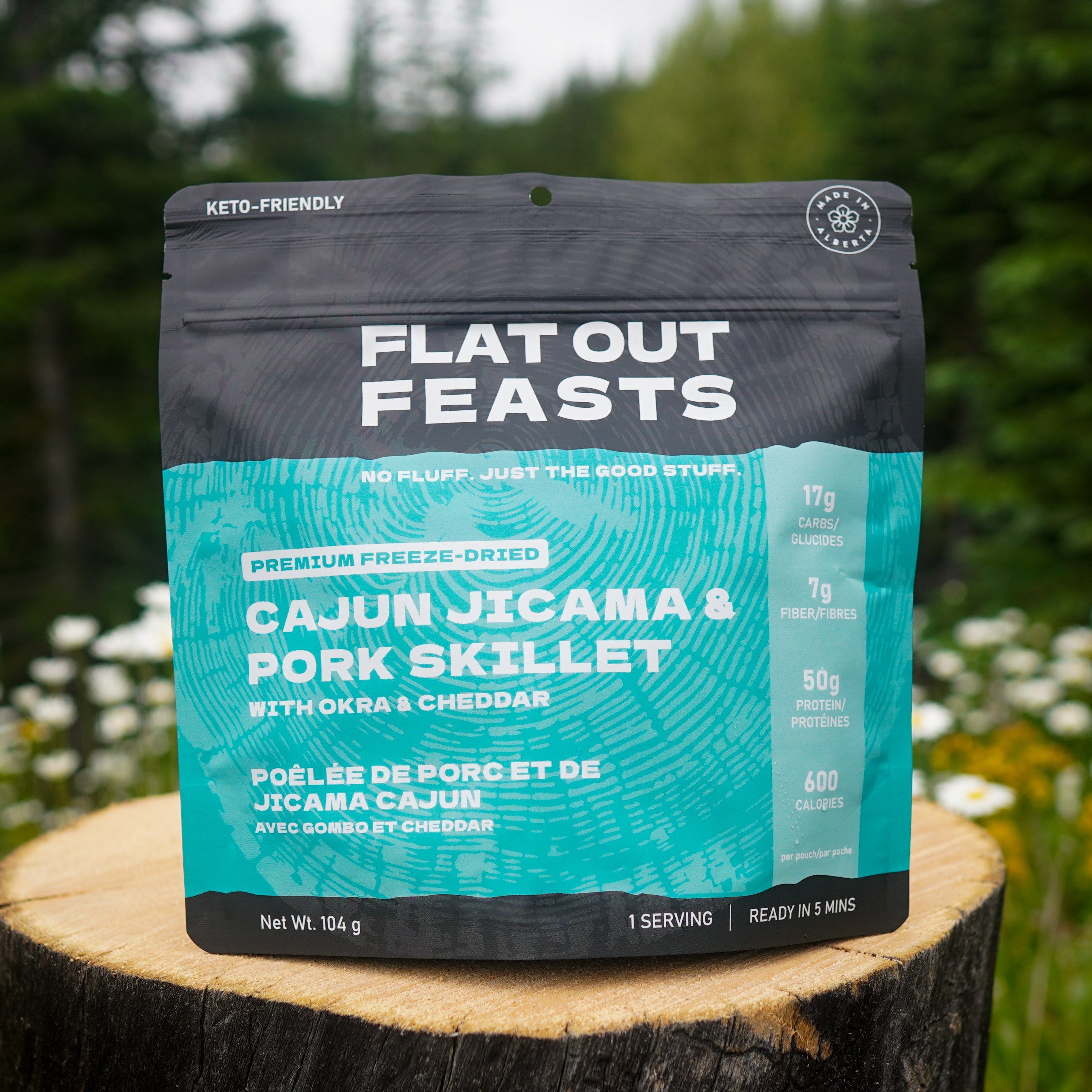 Freeze-dried beef chili with zucchini and cheddar ready-to-eat meal pouch
