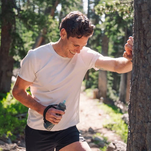Insulated handheld water bottle for trail running and racing