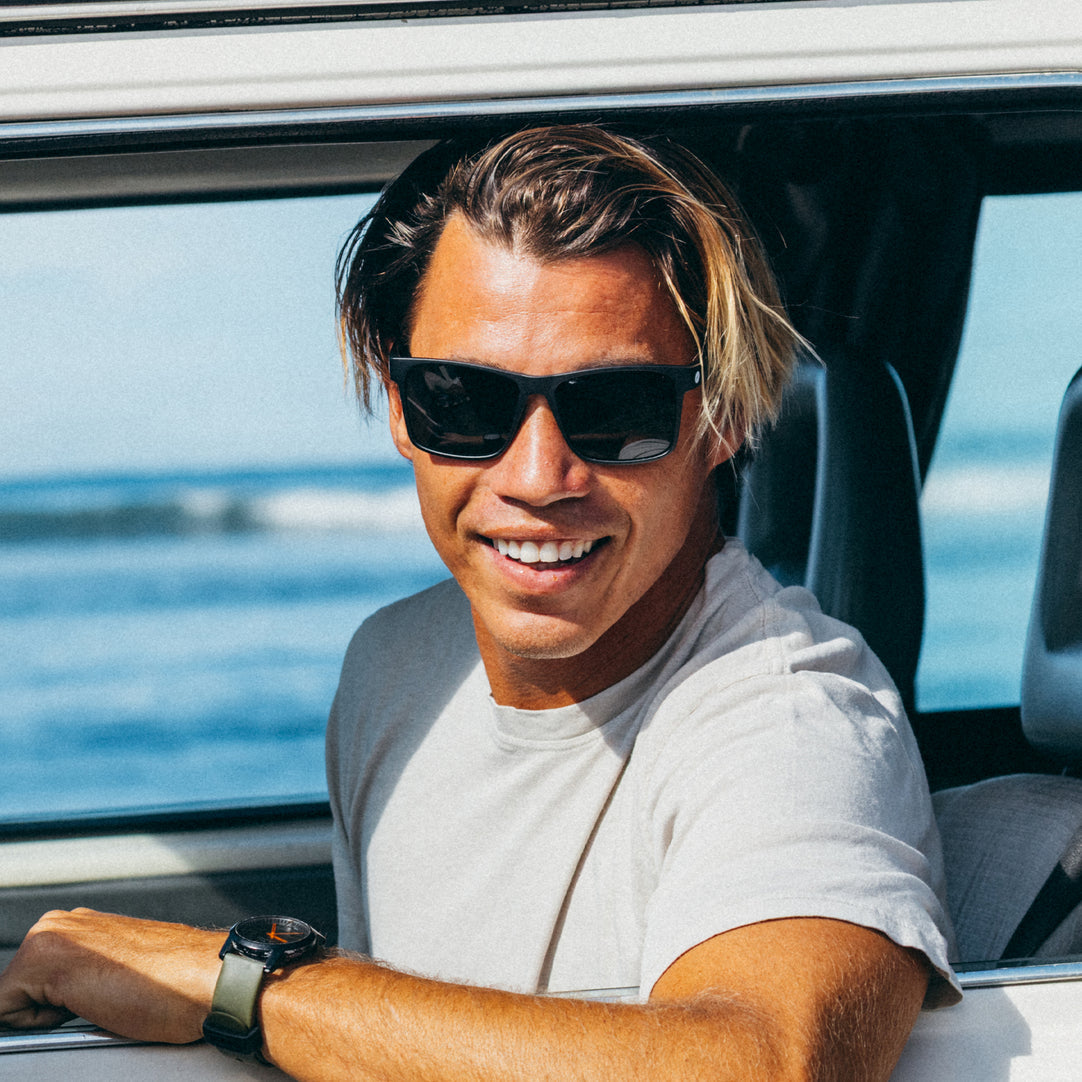 Full coverage polarized sunglasses with lightweight recycled frame