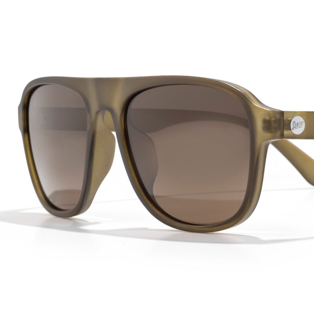 Sunski Shoreline polarized sunglasses with amber tint lenses