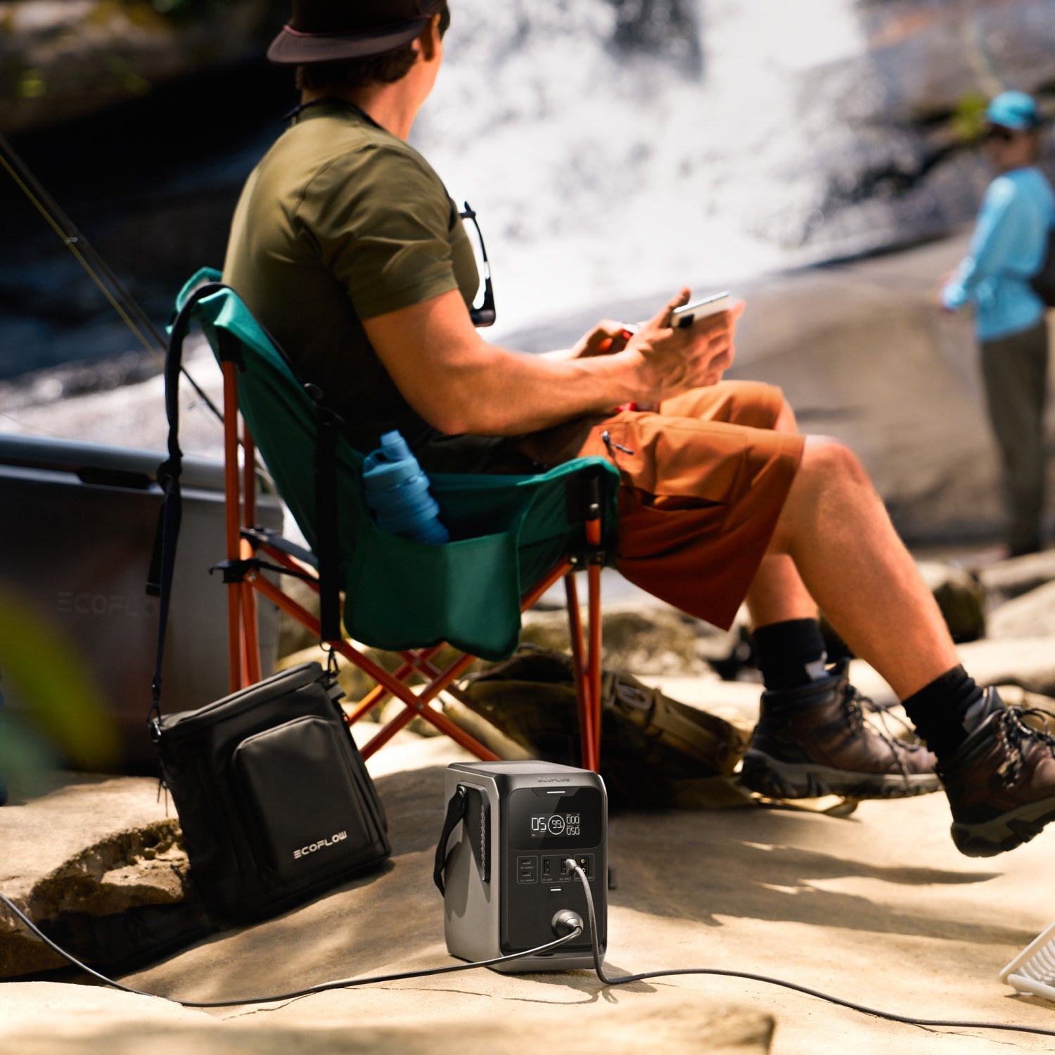 EcoFlow TRAIL 200 DC portable DC power station weighing 4 lb