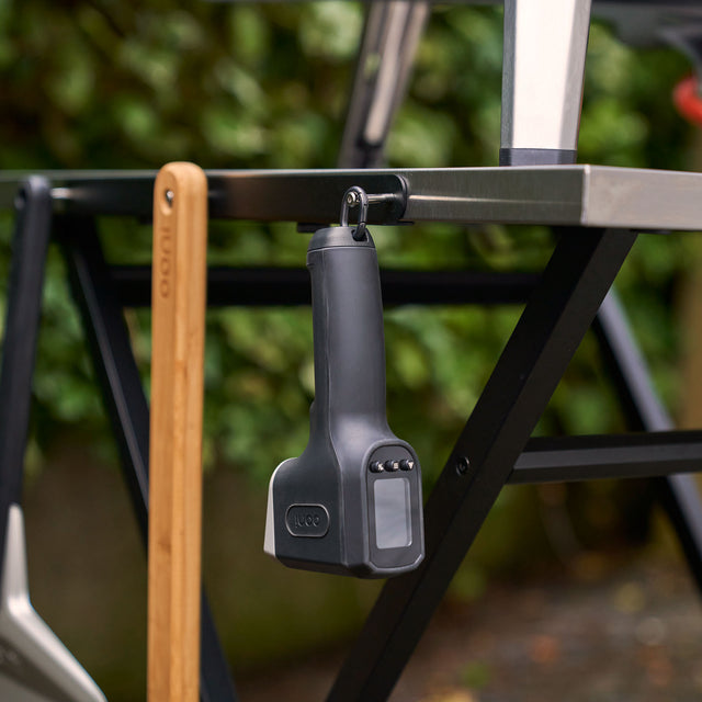 Ooni IR thermometer with backlit full-colour LCD and temperature scan mode