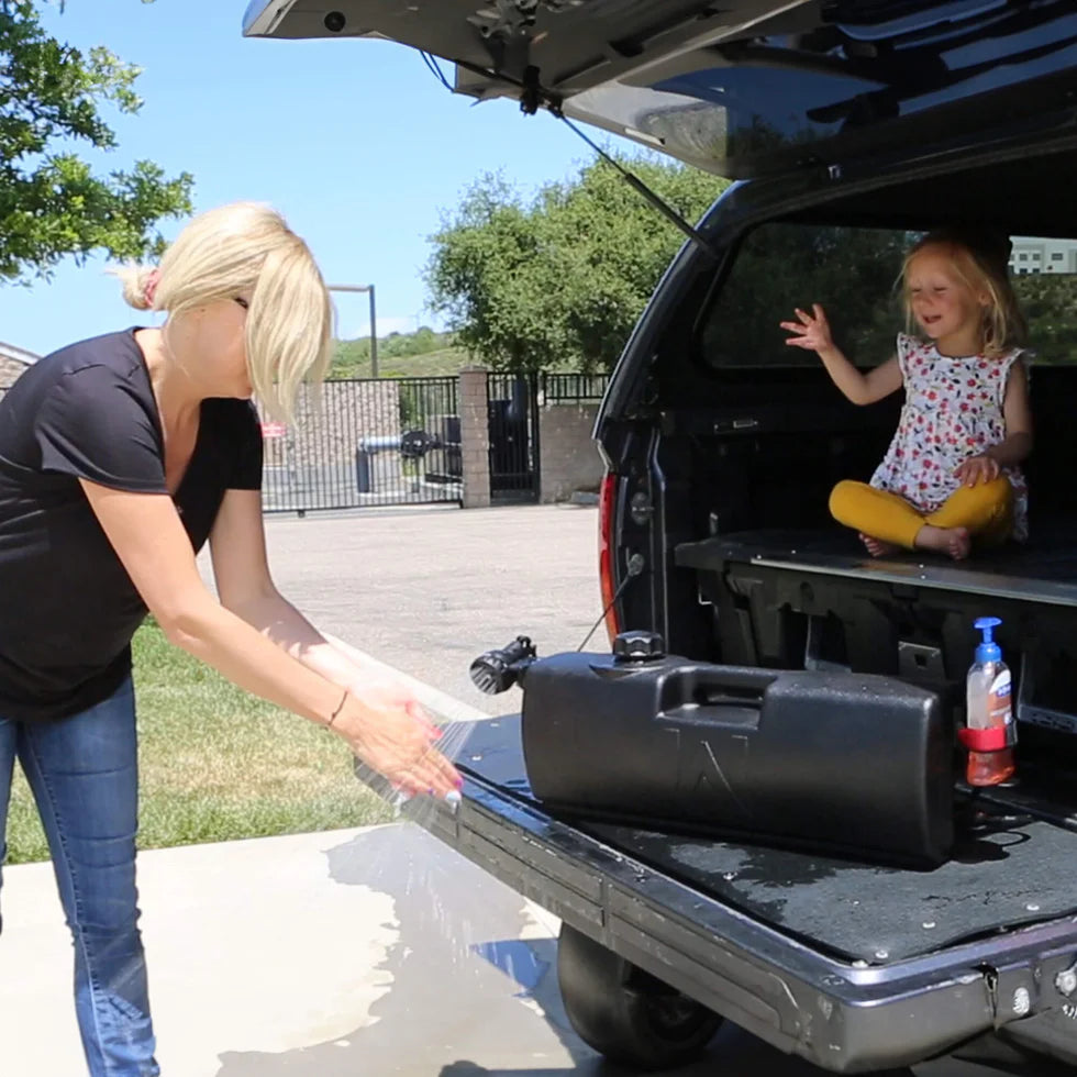 Image of the Soap Holder installed on a WaterPORT™ Day Tank