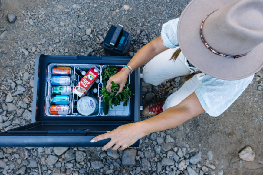 Advanced insulation technology minimizes thermal transfer for maximum efficiency.