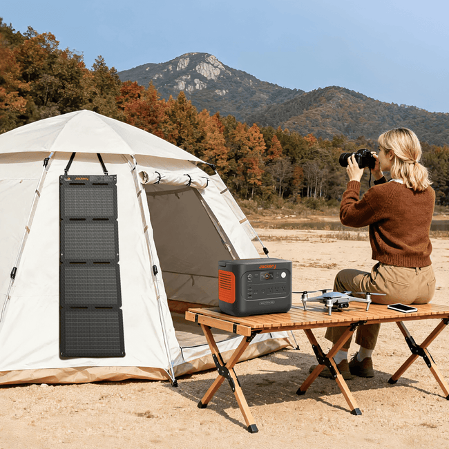 Compact 40W foldable solar panel with bifacial efficiency for camping and hiking