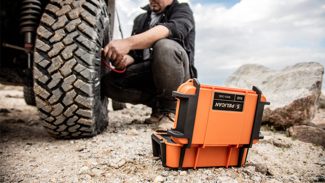 raphic displaying temperature resistance of the Pelican™ Ruck Case, with a minimum temperature of -10°F and maximum temperature of 199°F, ensuring durability in extreme conditions.