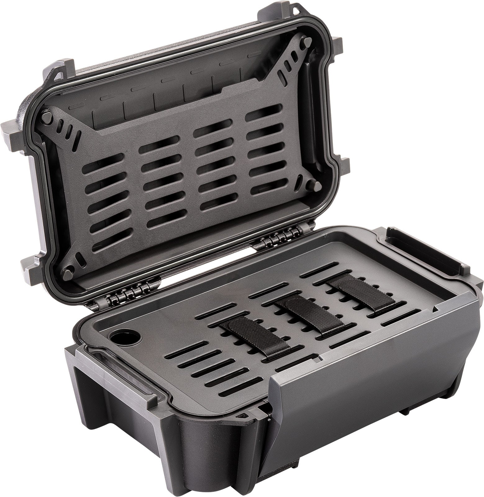 Close-up of Pelican™ Ruck Case’s dual-pivot hinge latch and built-in pressure valve that prevents water and dust intrusion, allowing air pressure balance.