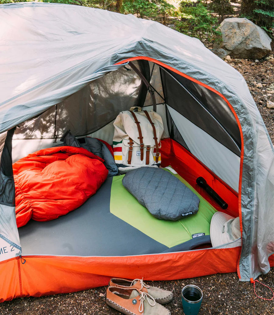 A diagram or layout showing the Quilted V Sheet’s full dimensions (76 x 30 in) when unfolded, highlighting its generous size.