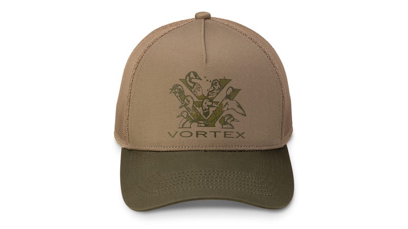 Structured waterfowl hunting cap with mesh back