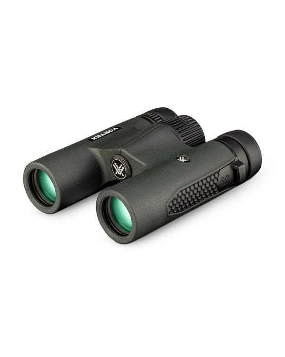 Triumph HD 10x28 binoculars with carrying case, neck strap, lens covers, and cloth