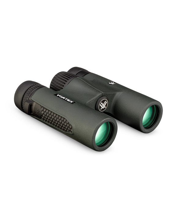 Compact Triumph HD 10x28 binoculars for lightweight hunting and outdoor use