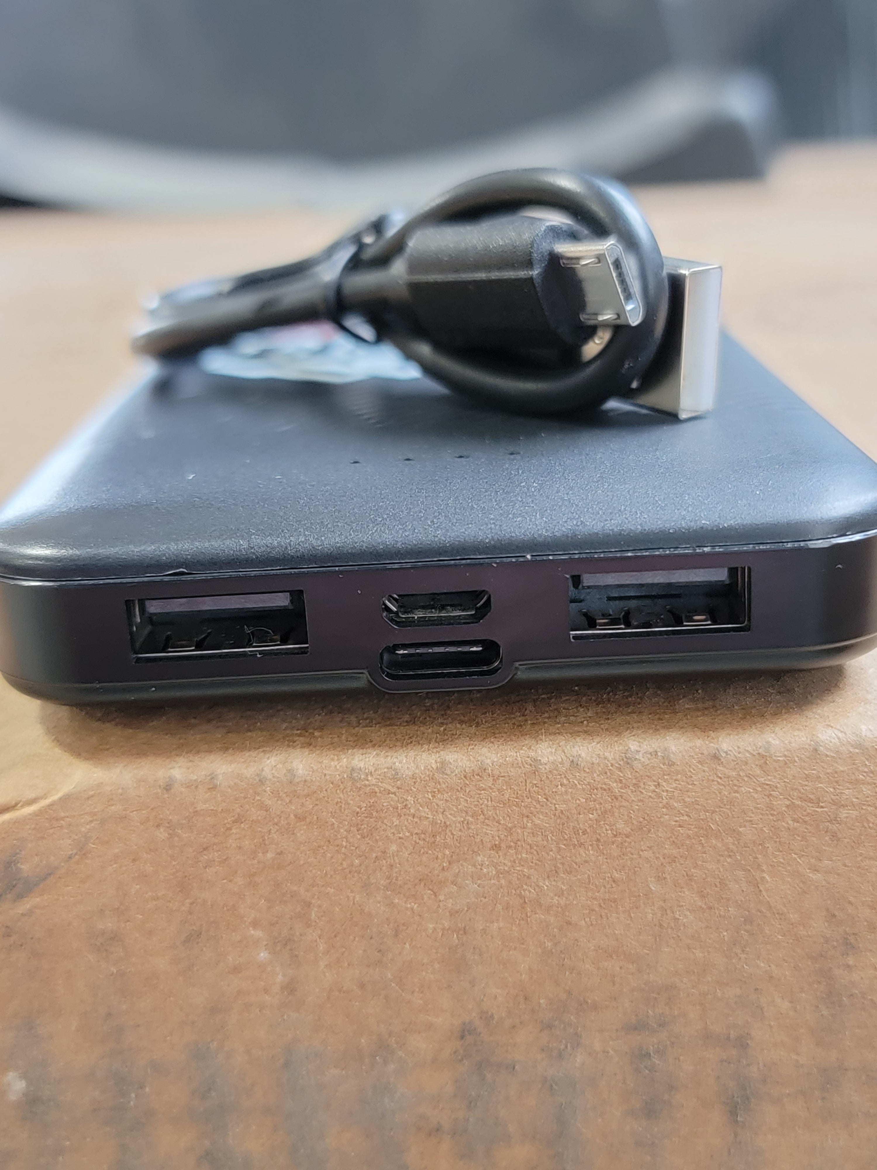 RMHRV 10,000mAh Portable Powerbank