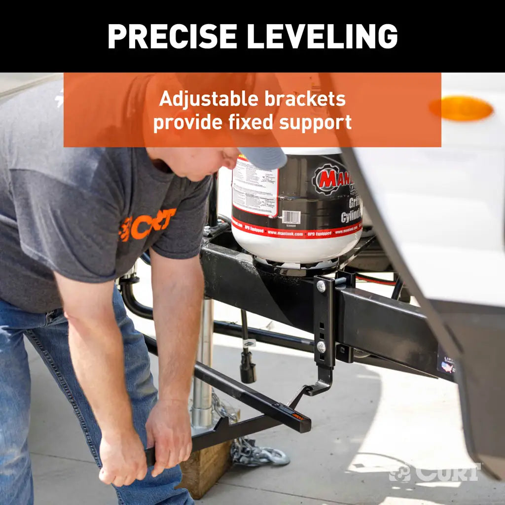 CURT 2P weight distribution hitch with 2 inch shank