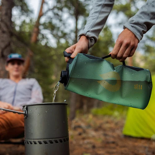 HydraPak Seeker 3L water bag with coated pour handle