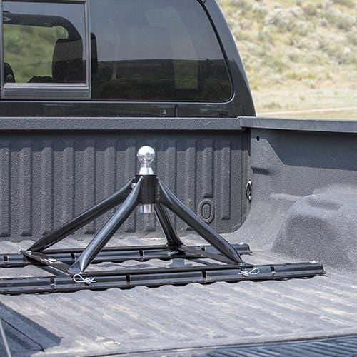 Compact Steel 5th Wheel Hitch with Adjustable Ball Height and Triangle Plates for Durability

