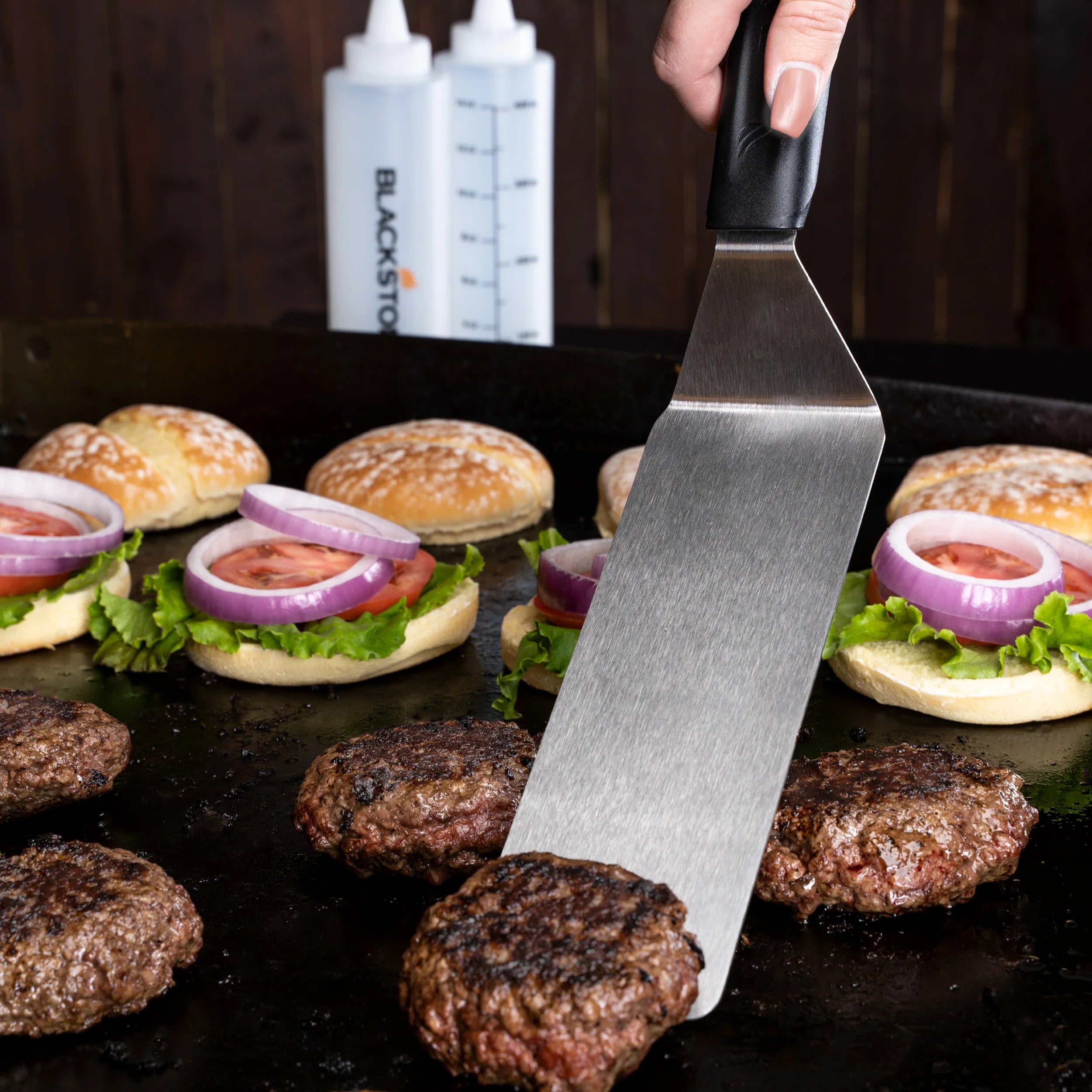 Dishwasher safe griddle tools – Easy to clean, top rack recommended.
