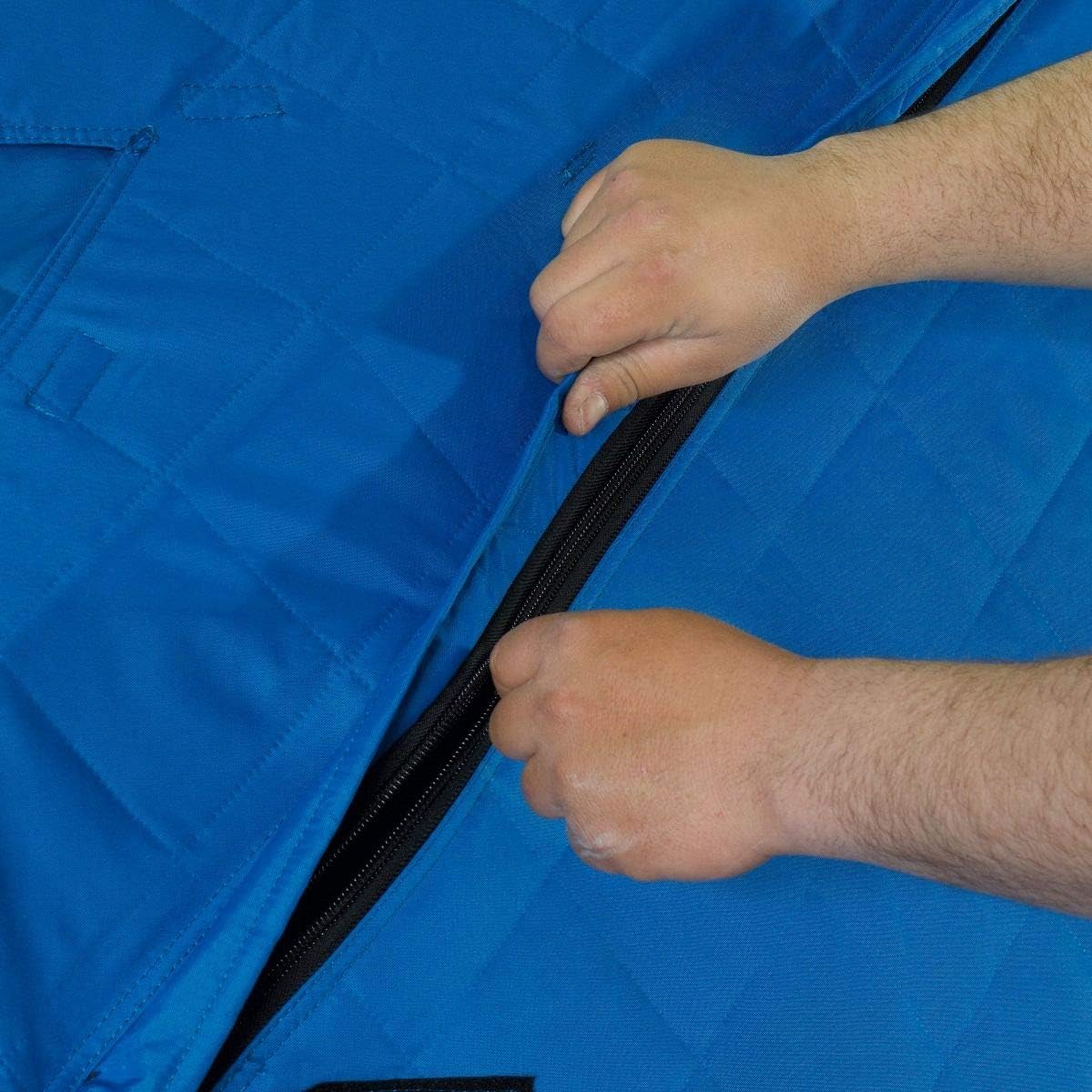 CLAM C-360 Lightweight Portable Pop Up Ice Fishing Thermal Hub/shelter/tent