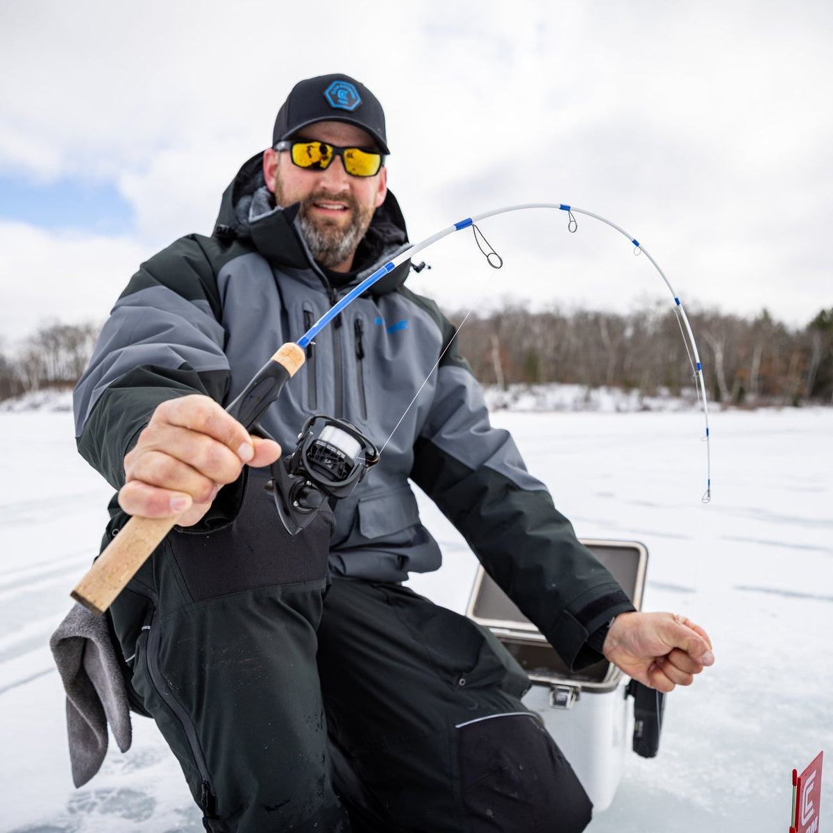 Clam Predator ice fishing rod with titanium recoil stripper guide