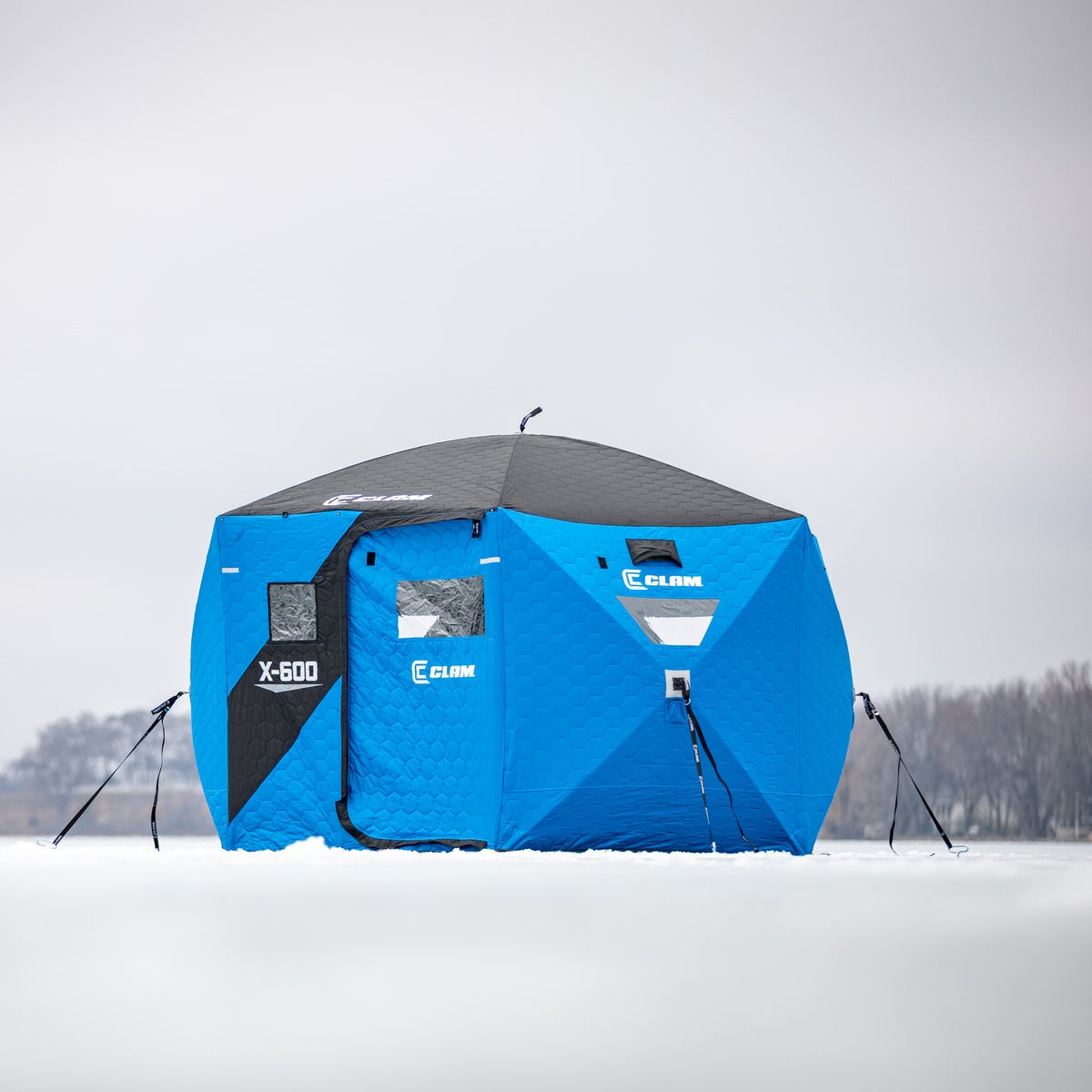 Clam X-600 thermal hub shelter exterior