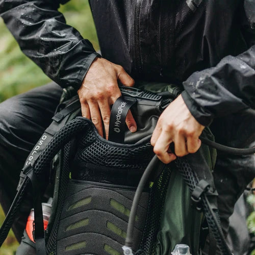 HydraPak Force DSL hydration reservoir with rugged grab handle