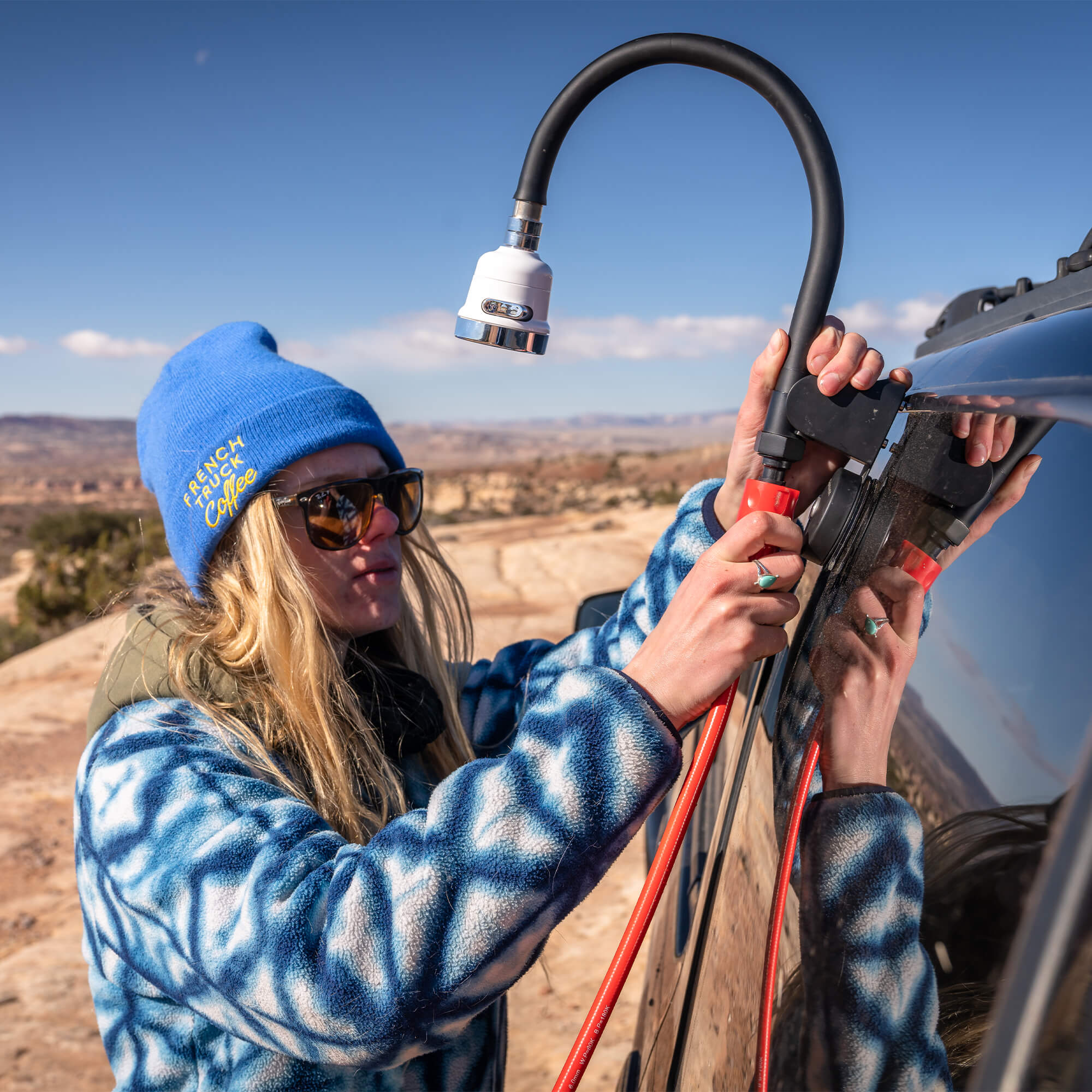 Suction Cup Mount – Securely attach the shower kit to smooth surfaces for stability.
