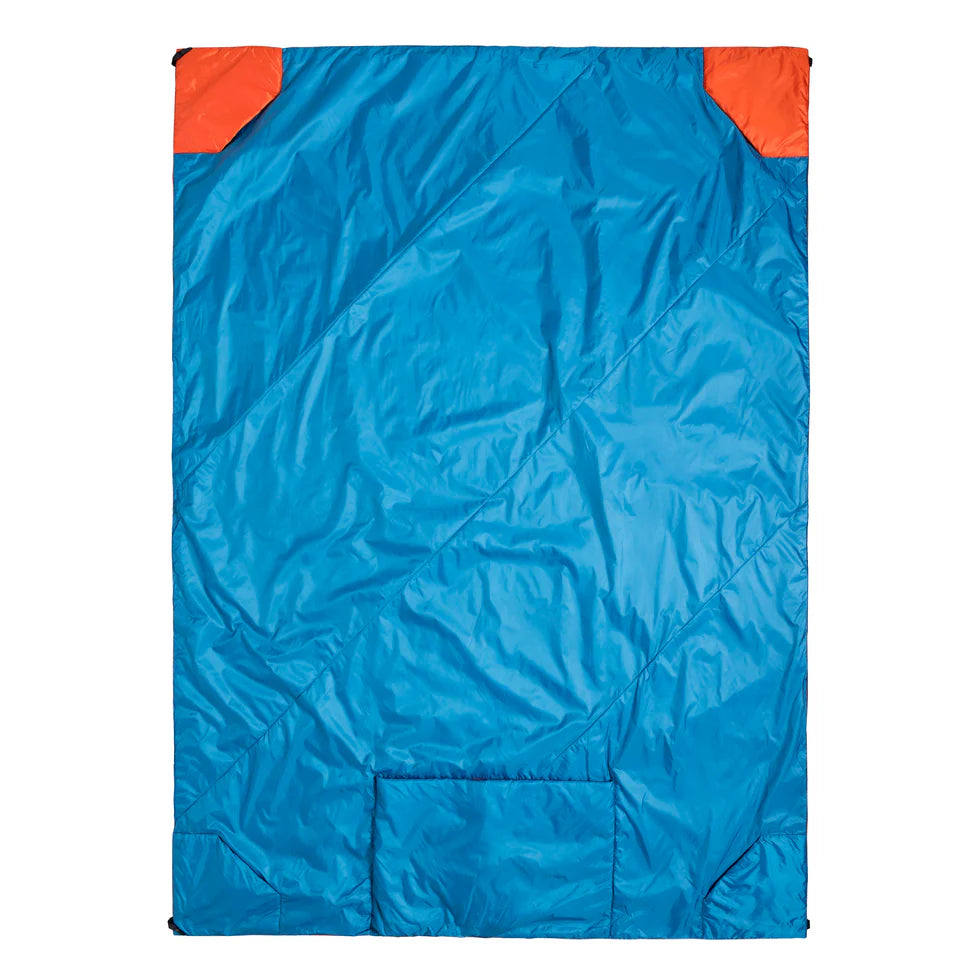 Travel blanket with foot box feature, easily stored and used as a pillow. Made of soft 20D polyester and Klymalite synthetic loft insulation