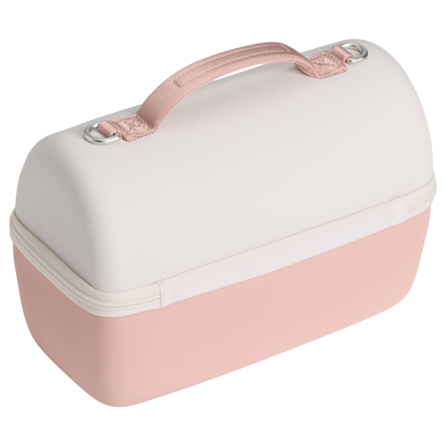 Reusable insulated lunchbox with zippered closure and food-safe interior lining