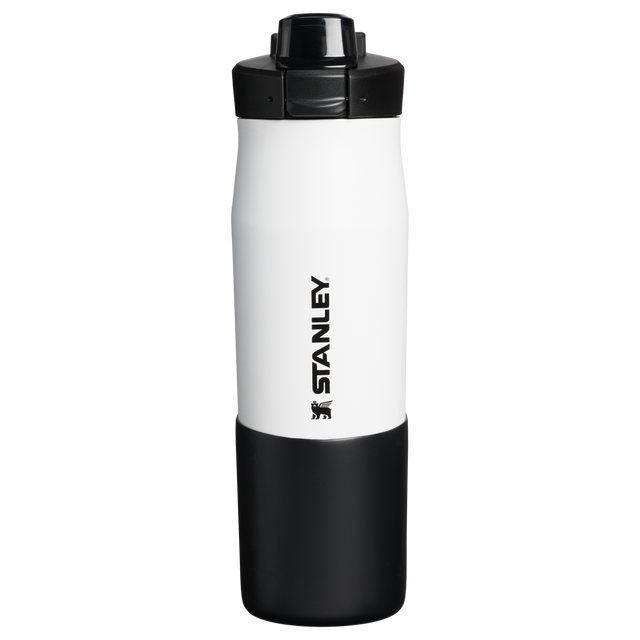 Stanley Vitalize Tempo Bottle 24 oz front view with lightweight AeroLight design