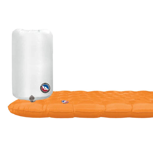 Lightweight insulated camping mattress with O-beam construction