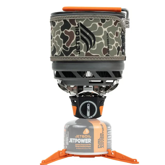 Jetboil TrailCook easy on and off lid with handling tab